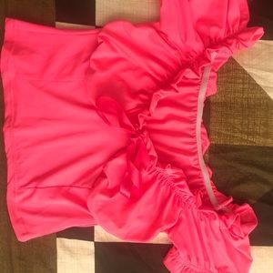 Crop T-shirt. Never worn